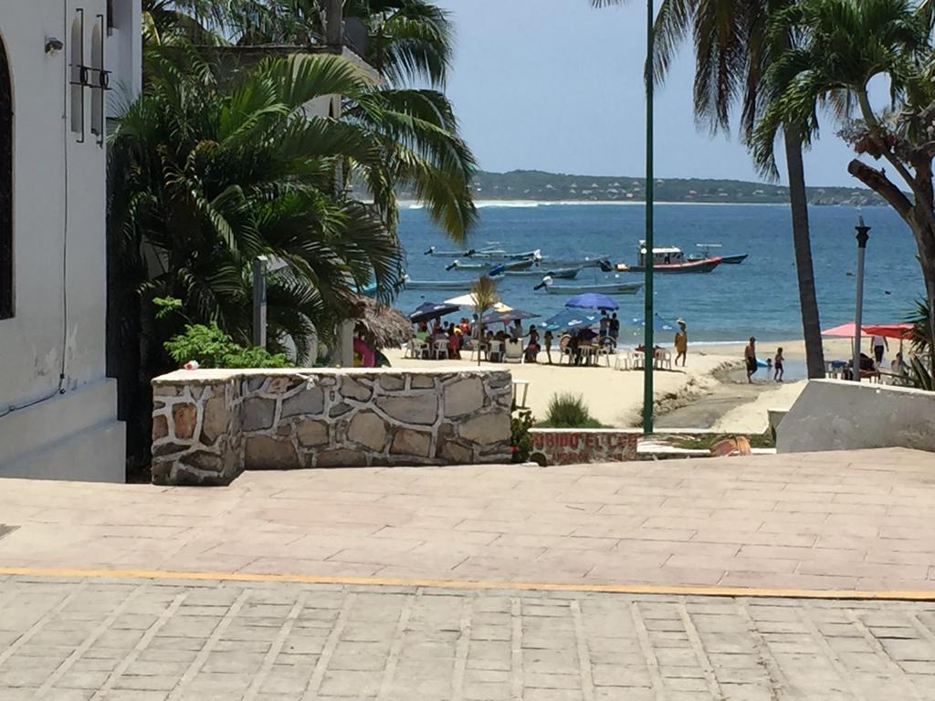 Hotel Mayflower Puerto Escondido  Eksteriør billede